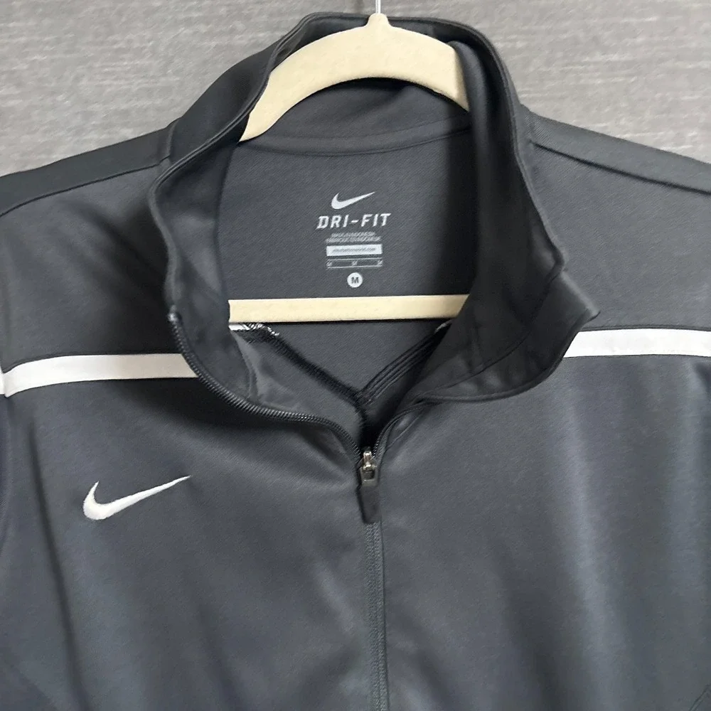 Nike Team Avenger Warm Up Jacket Womens M Gray Full Zip Thumb Hole Track Running - Picture 2 of 14